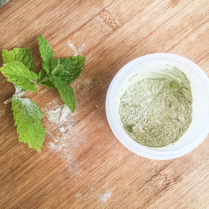 DIY DETOX MASK - 'MATCHA MINT'